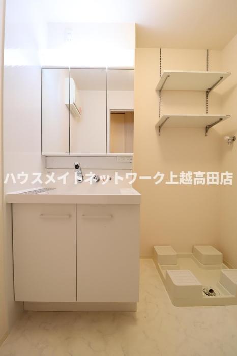 洗面設備　洗髪洗面化粧台