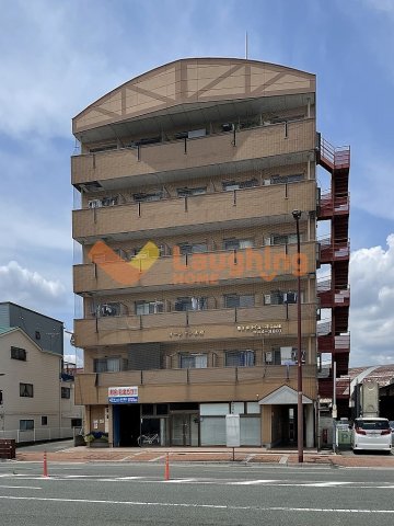 建物外観　落ち着いた雰囲気の外観です