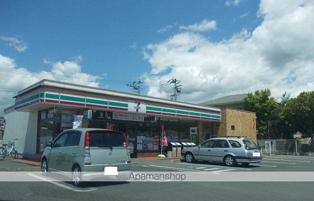 コンビニ　セブンイレブン（コンビニ）まで450m