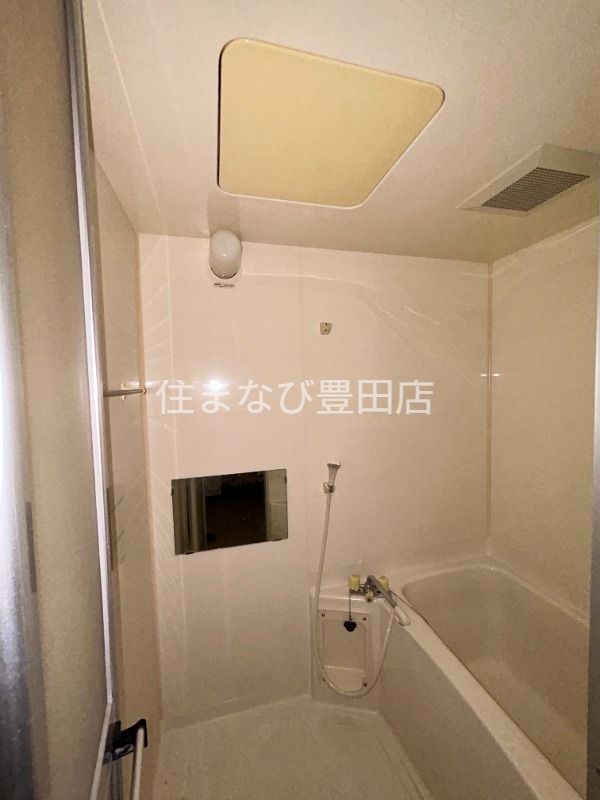 バス・シャワールーム　同型別部屋写真