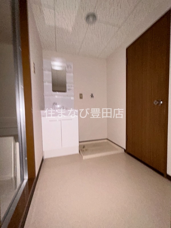 洗面設備　同型別部屋写真