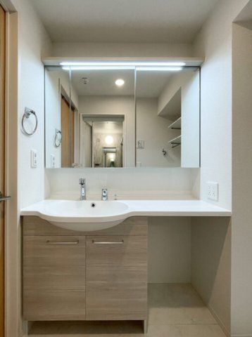 洗面設備　☆嬉しい独立洗面台☆