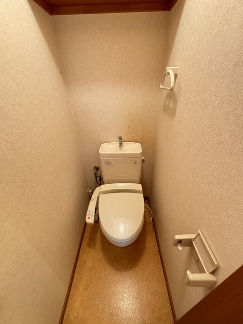 トイレ　★温水洗浄便座★