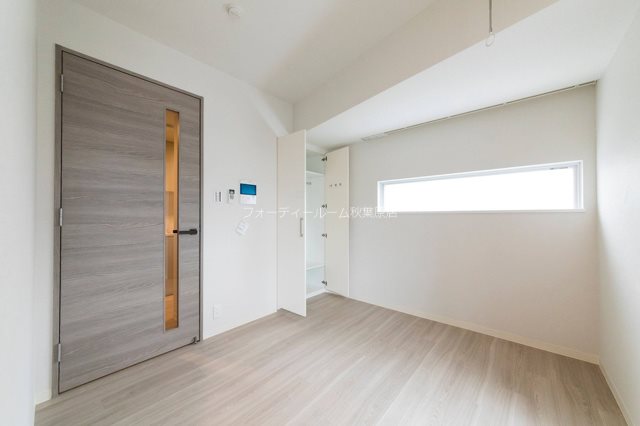 居室・リビング　★《見学予約受付中》こちらのお部屋は仲介手数料無料です★