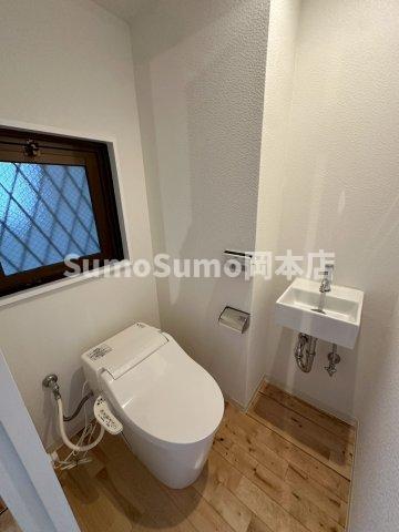 トイレ　ゆったりとした空間のトイレです