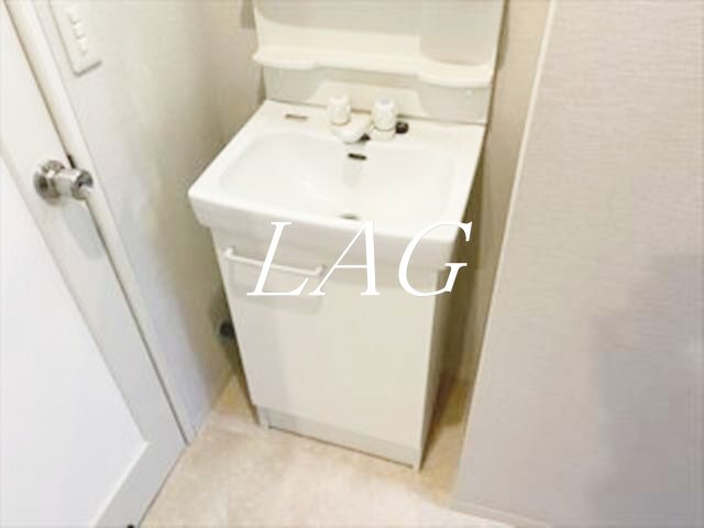 洗面設備　洗面台です。