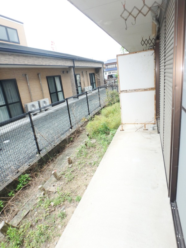 バルコニー　西向きで西日が差し込みます☆