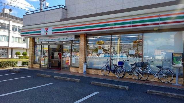 コンビニ　セブンイレブン市原五井東２丁目（コンビニ）まで300m
