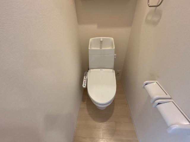 トイレ　シャワー付トイレ