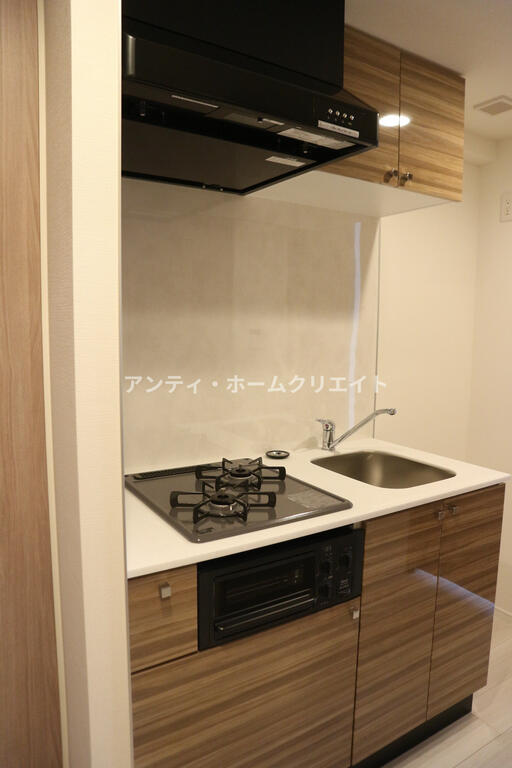キッチン　同タイプ別階部屋写真