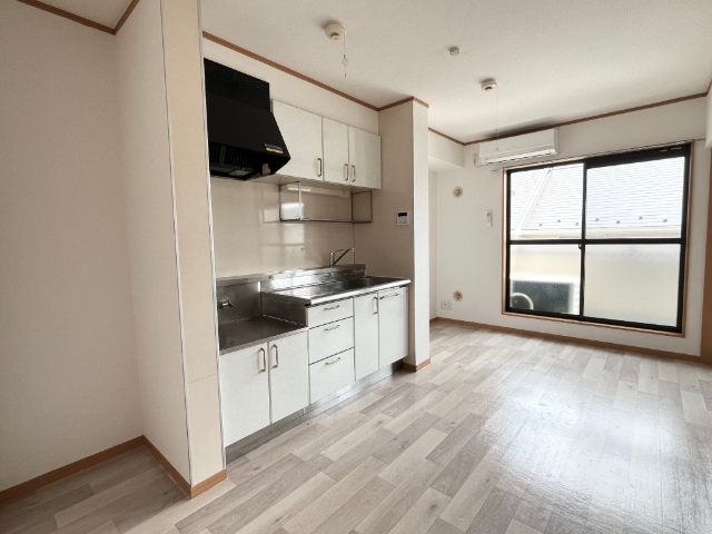 居室・リビング　日当たりの良いお部屋です。