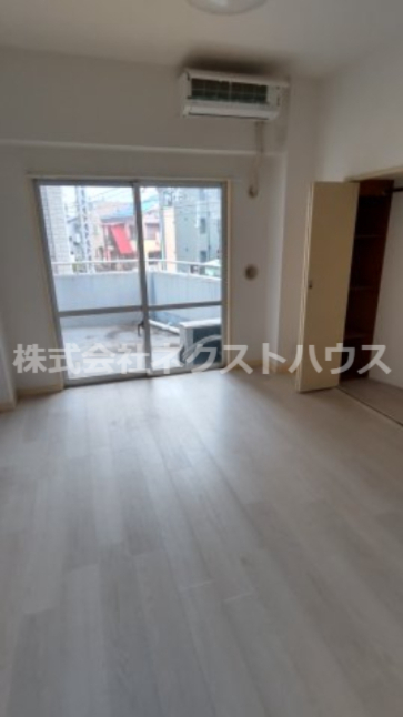 居室・リビング　別部屋参考写真です