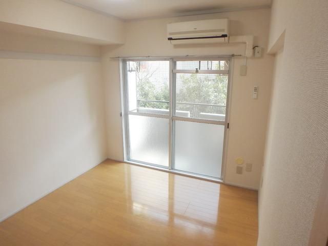 居室・リビング　★綺麗なフローリングのお部屋です★