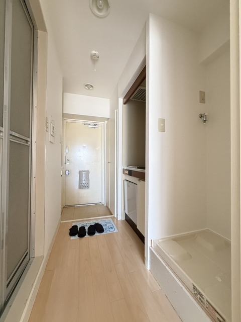 玄関　別部屋参考写真です