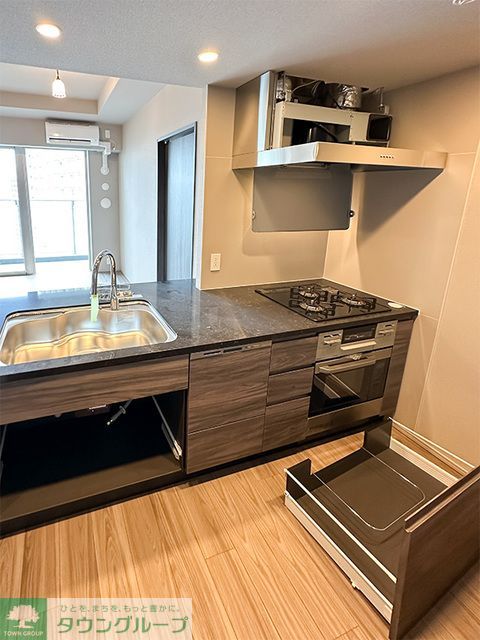 キッチン　※写真は同タイプ住戸です。