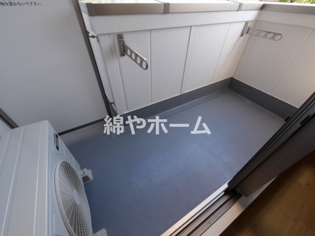 バルコニー　広々としたバルコニーです