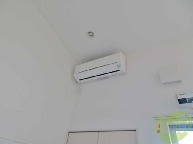 その他設備　エアコンがあるので室内気温を快適に保てそうですね。