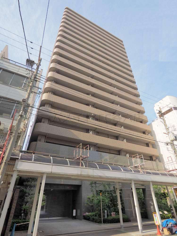 建物外観　リーガルタワー船場