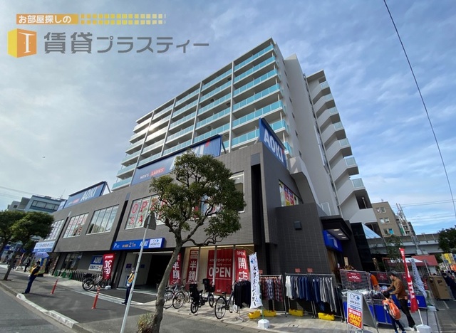 建物外観　駅前ロータリーすぐそば。