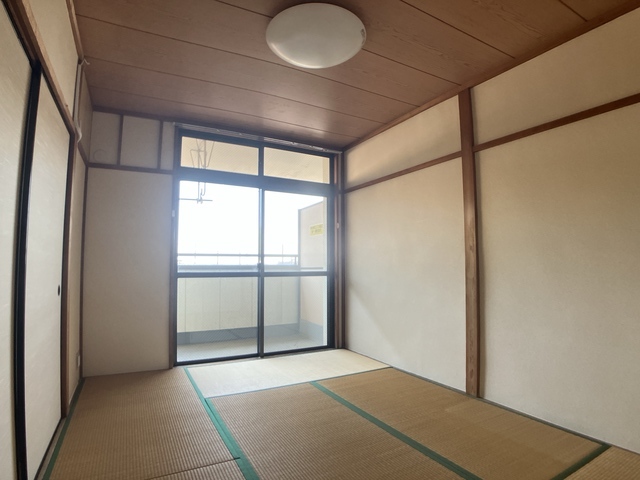 居室・リビング　※別のお部屋の参考画像です。現況優先。