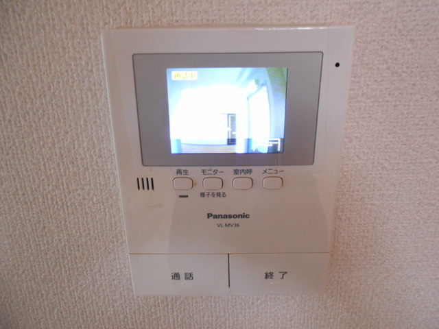 セキュリティ　ＴＶモニターホンが設置済み