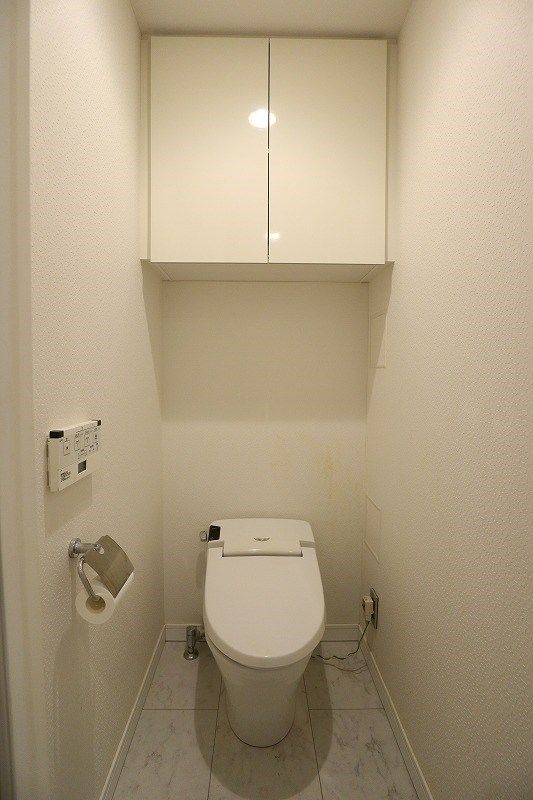 トイレ　※他号室写真