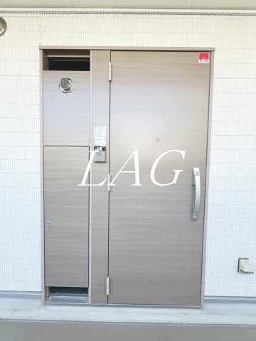 玄関　玄関です。