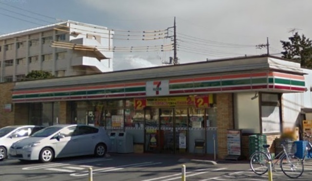 コンビニ　セブンイレブン板橋高島平3丁目店（コンビニ）まで886m
