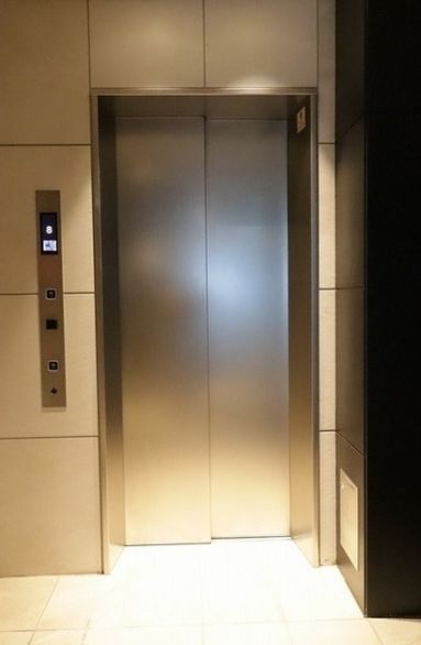 ロビー