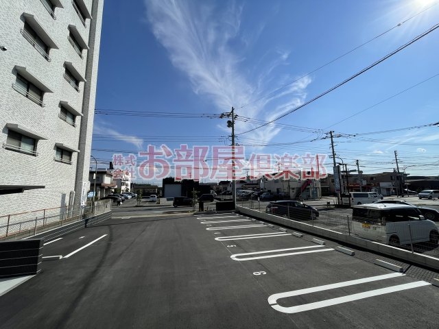 駐車場　駐車場完備です