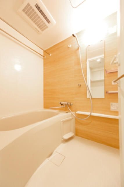 バス・シャワールーム　※写真は同タイプ住戸です。