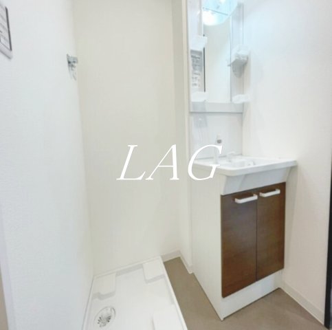 洗面設備　洗面台です。（同仕様です。）