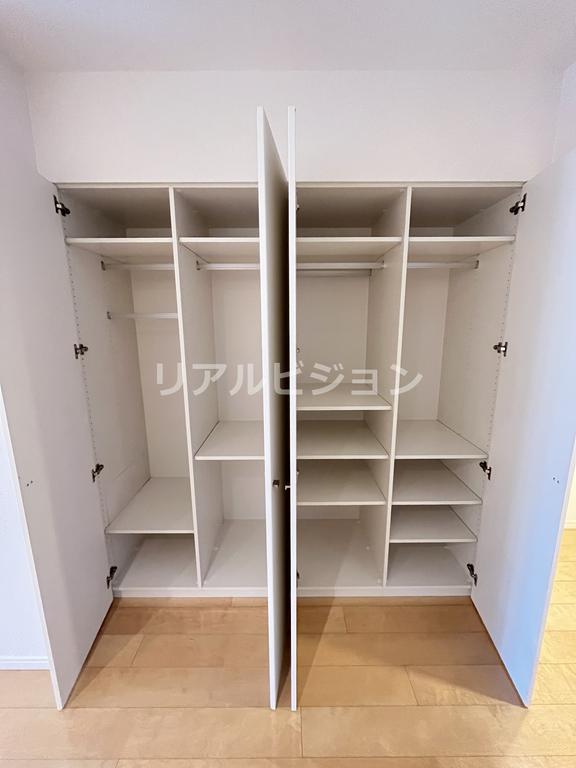 収納