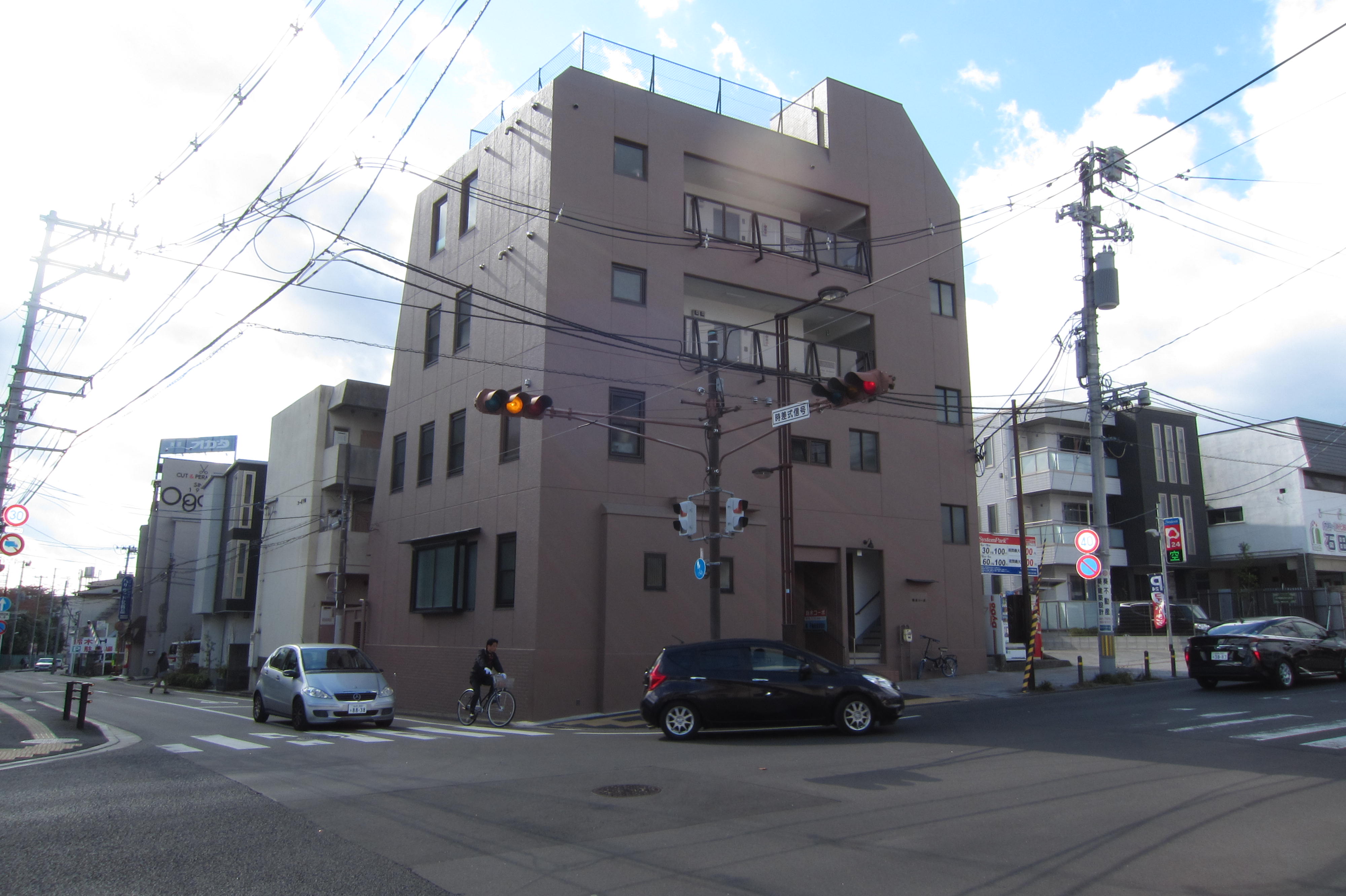 鈴木コーポ