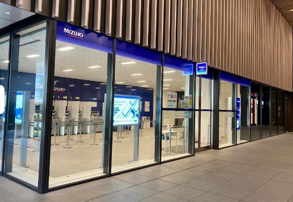 銀行　（株）みずほ銀行／浜松町支店（銀行）まで149m