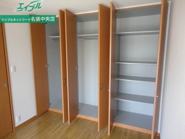 収納　別部屋同型参考写真