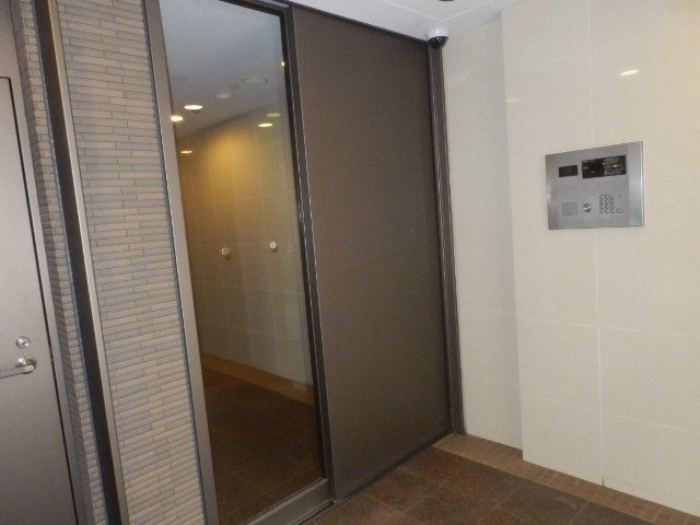 セキュリティ　オートロック完備