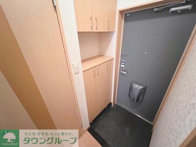 玄関　お問合せはタウンハウジングまで！※現地待合わせ相談可能