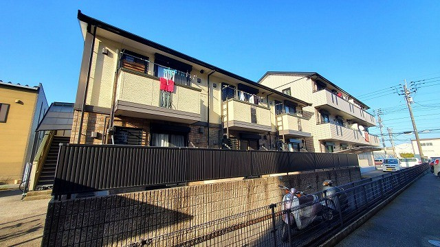 建物外観　現況が相違する場合は現況を優先致します。