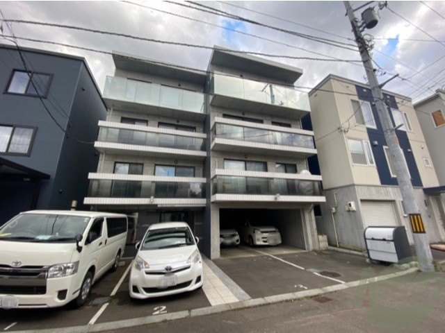 建物外観　札幌市東区北十四条東「ＫＣＵ弐番館」