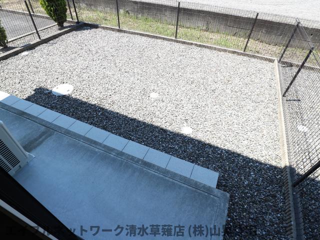 バルコニー　落ち着いた時間を過ごせるバルコニーです