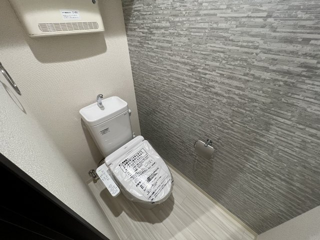 トイレ　ウォシュレット付きのトイレです♪