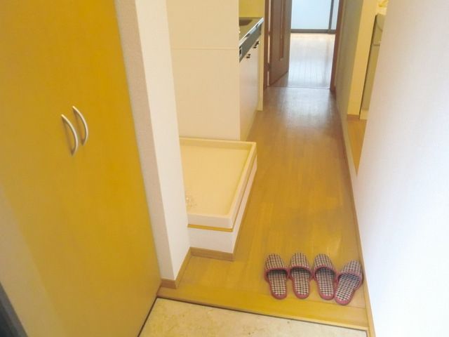 玄関　★ゆったりとした玄関スペースです★
