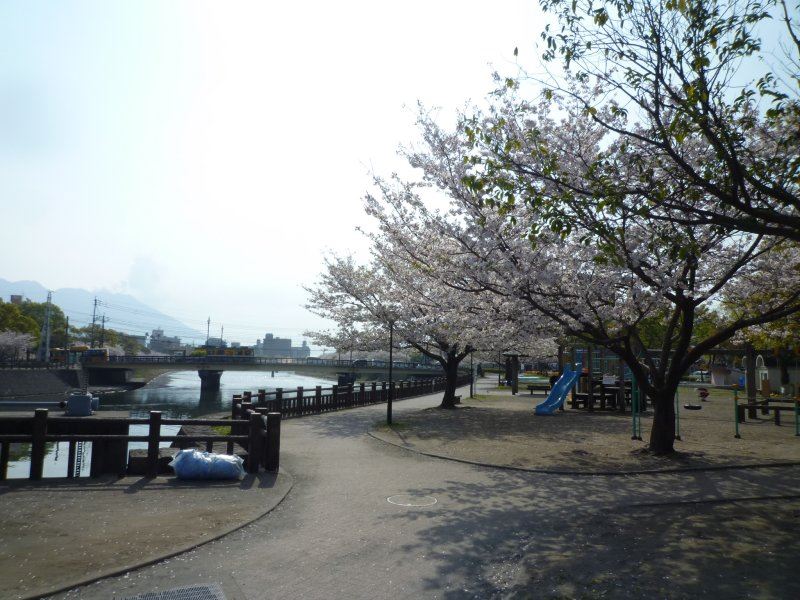 公園　甲突川公園（公園）まで50m
