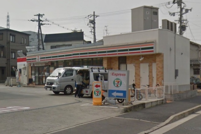 コンビニ　セブンイレブン堺大泉緑地公園前店（コンビニ）まで466m