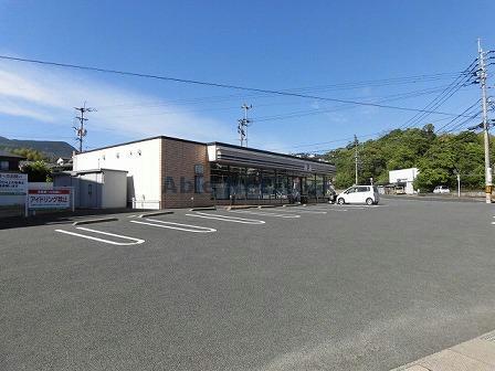 コンビニ　セブンイレブン佐世保早苗町店（コンビニ）まで909m