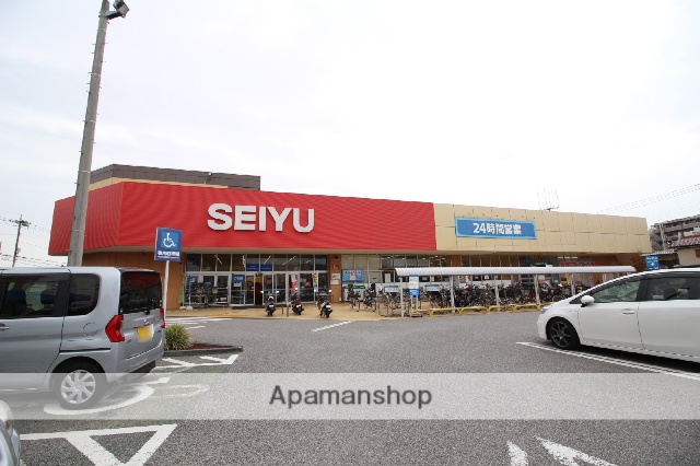 スーパー　西友薬園台店（スーパー）まで652m