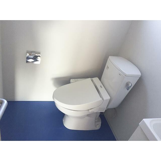 トイレ　※同仕様写真含む