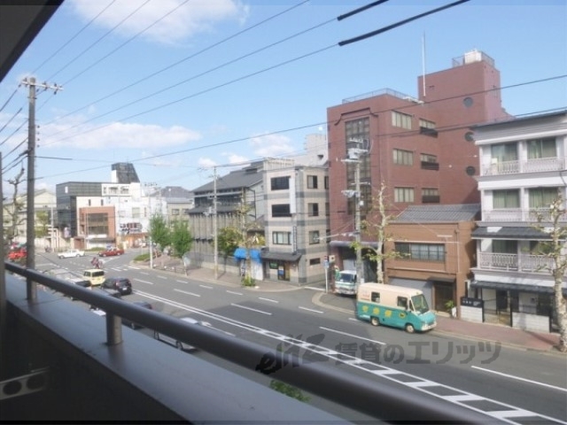 眺望　大宮通り沿いです・