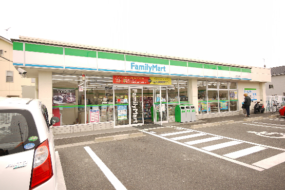 コンビニ　ファミリーマート 栗東小平井店（コンビニ）まで340m